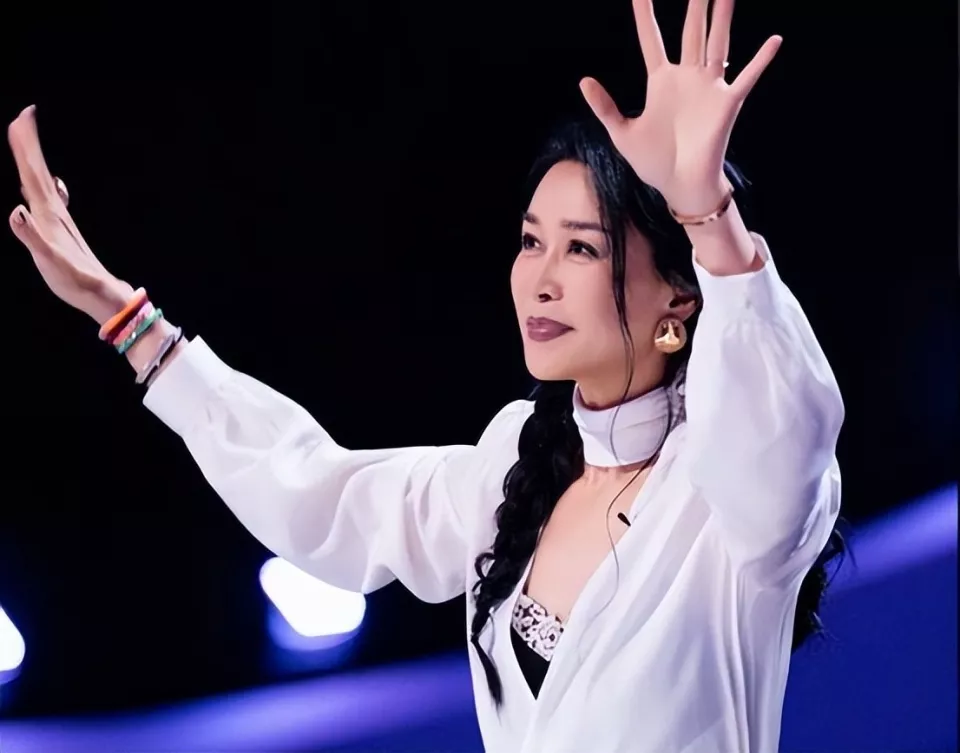 《歌手2026》来了，看到阵容名单后，难掩激动泪水