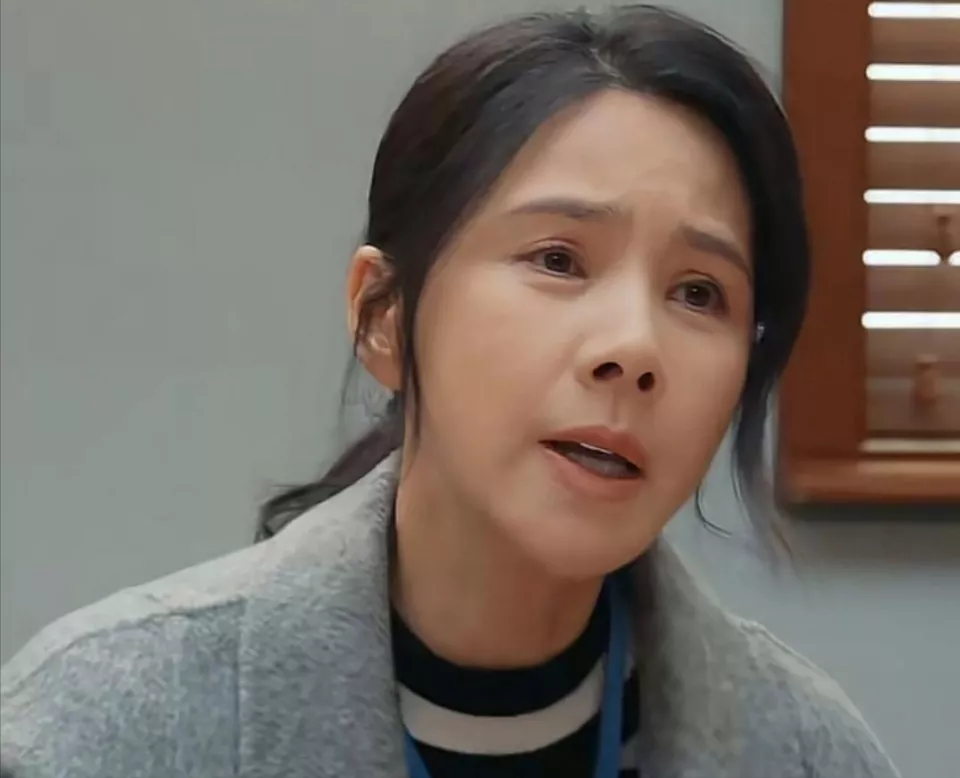 脸被“毁掉”的古早女神：初见惊艳 再见惊悚？