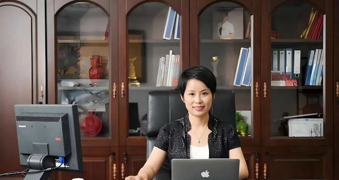 扬杰科技创始人梁勤