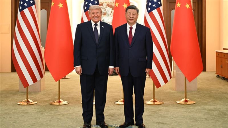 川普对习近平的身材赞不绝口。 (图/翻摄自新华社)