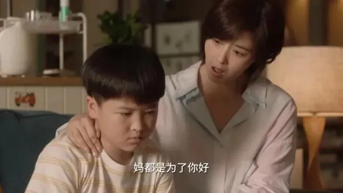 疯狂晒娃的父母们,正制造“原生家庭创伤”? 疯狂晒娃的父母们,正制造“原生家庭创伤”?