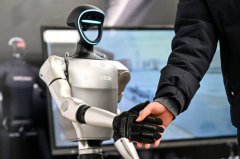 下一波中国冲击：比二手车还便宜的机器人